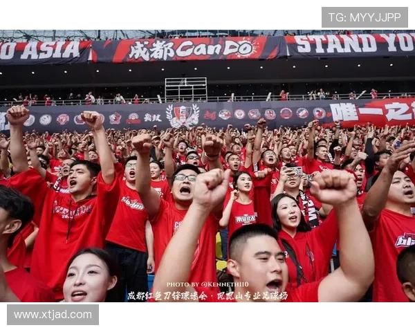 足球明星赴泰国联赛踢球引发热潮球迷期待精彩对决与新挑战