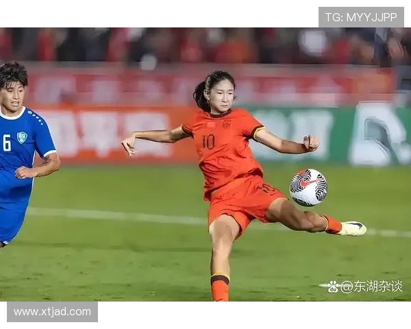 带坤的足球明星如何在绿茵场上书写传奇人生与梦想追逐的故事